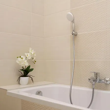 Luxury Royal In The Heart Of