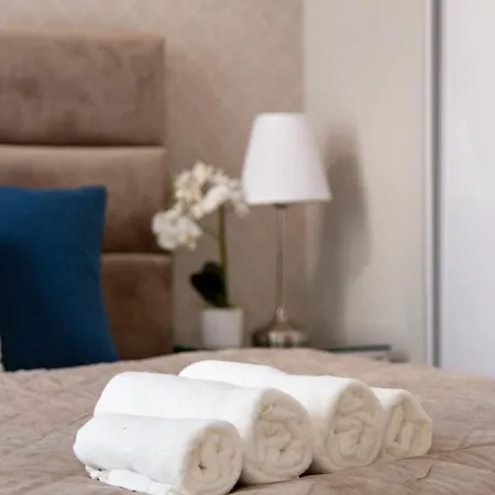 Luxury Royal In The Heart Of Appartamento *